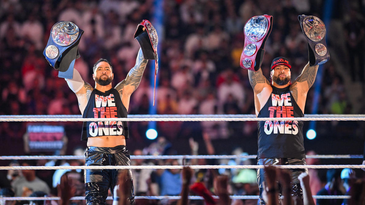 Read more about the article It’s Offical! Usos Make WWE History